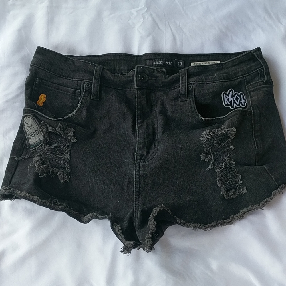 Hot Topic Blackheart size 13 jean shorts